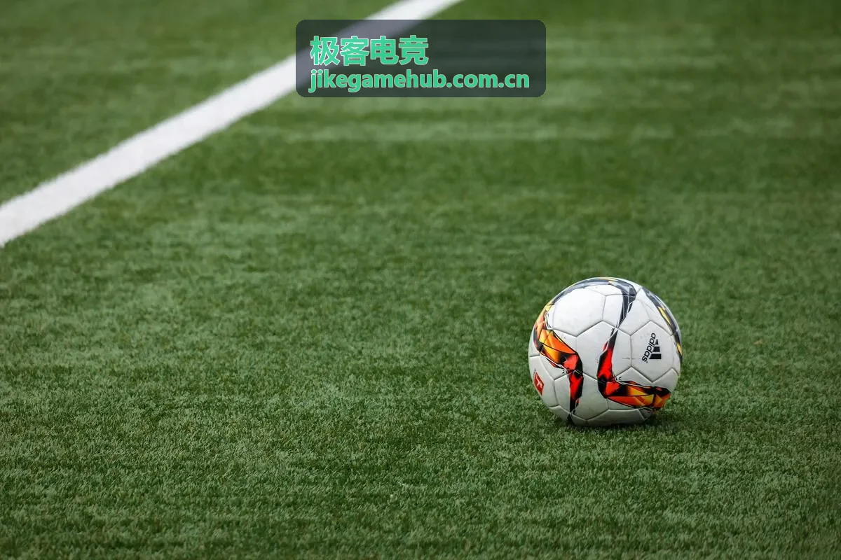 极客电竞精选攻略：中路线权争夺战术解析